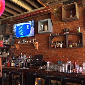 Mac's Pizza Pub Mainstrasse - Pizza Near Me - Covington, Kentucky