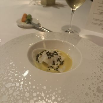 La Mer - French Near Me - Honolulu, Hawaii