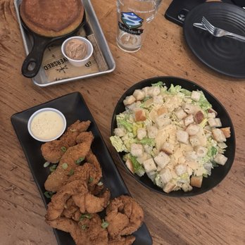 Rivershed - Cornbread, Caesar salad, gochujang rub chicken tenders - Burgers Near Me - Killington, Vermont