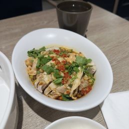 Spiced Chicken With Chili Sauce 椒麻鸡 Spiced Chicken With Chili Sauce 椒麻鸡