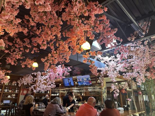 The Cultured Pearl Restaurant & Sushi Bar by null