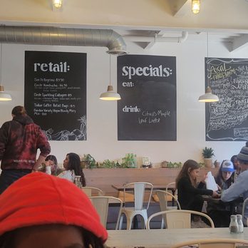 Garden Table - Broad Ripple - Juice Bars & Smoothies Near Me - Indianapolis, Indiana