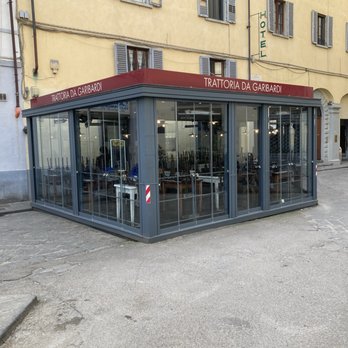 Trattoria da Garibardi - Their enclosed outside dining area - Tuscan Near Me - Florence, FI Trattoria da Garibardi - Their enclosed outside dining area - Tuscan Near Me - Florence, FI