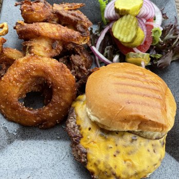 Nail Creek Pub & Brewery - Cheeseburger - Brewpubs Near Me - Utica, New York Nail Creek Pub & Brewery - Cheeseburger - Brewpubs Near Me - Utica, New York