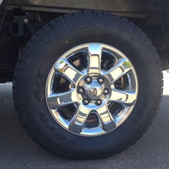 Les Schwab Tire Center - Sweet! - Tires Near Me - Meridian, Idaho Les Schwab Tire Center - Sweet! - Tires Near Me - Meridian, Idaho