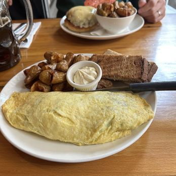 Cafe Katja - spinach and feta omelette - German Near Me - New York, New York