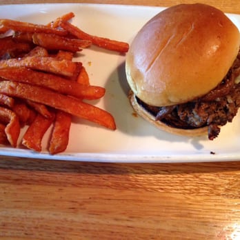 Applebee's Grill + Bar - Sports Bars Near Me - Columbus, Georgia