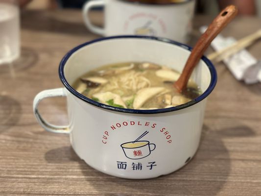 Cup Noodle Shop by null