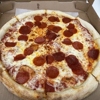 Fellini's Pizza - Pizza Near Me - Atlanta, Georgia Fellini's Pizza - Pizza Near Me - Atlanta, Georgia