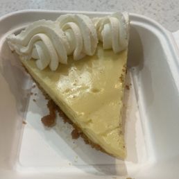 Key lime pie slice Key lime pie slice