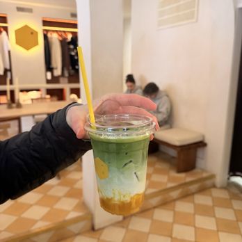 Brown Bee Coffee - Mango vanilla matcha - Coffee & Tea Near Me - Providence, Rhode Island