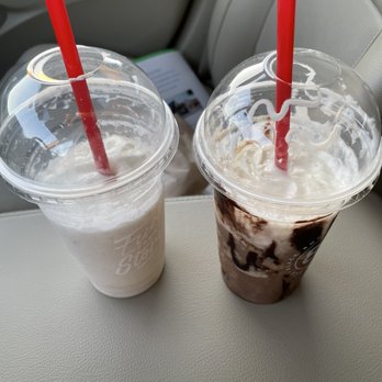 Black Rock Coffee Bar - Coffee & Tea Near Me - Katy, Texas
