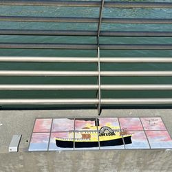 Pier 14 - Mural