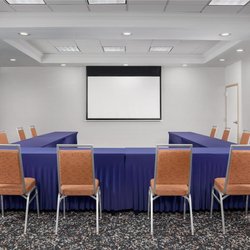 Hampton Inn & Suites Clinton - I-26 - Meeting Room