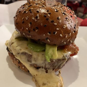 Gordon Ramsay Burger 5880 Photos 3179 Reviews Burgers 3667