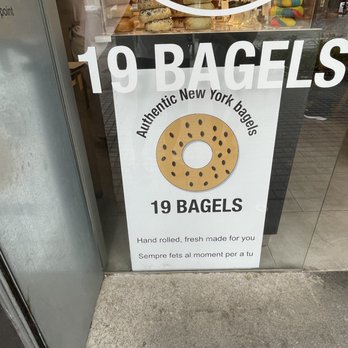19 Bagels - Sign - Delis Near Me - Barcelona, B 19 Bagels - Sign - Delis Near Me - Barcelona, B