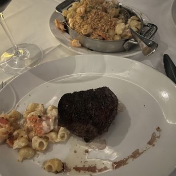 Del Frisco's Double Eagle Steakhouse - Filet and lobster Mac - Steakhouses Near Me - Pittsburgh, Pennsylvania Del Frisco's Double Eagle Steakhouse - Filet and lobster Mac - Steakhouses Near Me - Pittsburgh, Pennsylvania