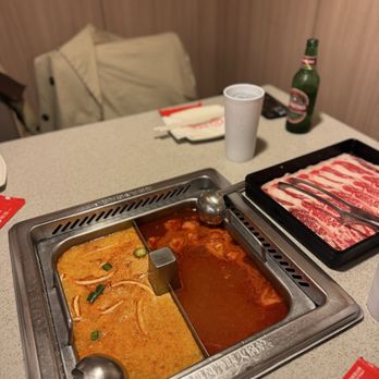 Haidilao Hotpot Seattle - Tomato Soup Base and Tom Yum Soup Base - Hot Pot Near Me - Seattle, Washington