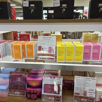 GiGi’s Cosmetics Boutique - Cosmetics & Beauty Supply Near Me - Westminster, California