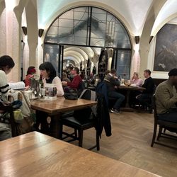 Bremer Ratskeller Rößler GmbH & Co.KG - Het restaurant