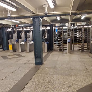 MTA - 28th St Subway Station - Metro Stations Near Me - New York, New York