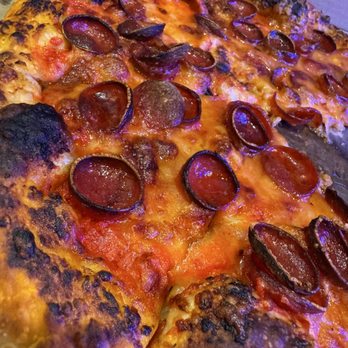 Pizza Parlor - Pepperoni Pizza - Pizza Near Me - Long Beach, California