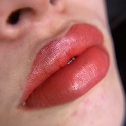 Dianna Lashes - Lip blush tattoo
Text 714-394-6874 to schedule a free consult