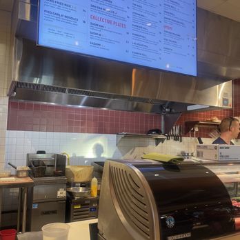 Tora Zushi - Sushi Bars Near Me - Overland Park, Kansas