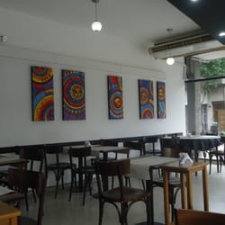 Pipona la del Barrio Cafetería