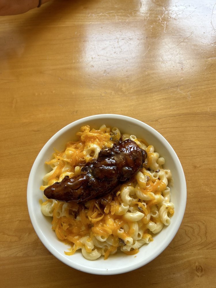 BEE NOODLE’D Updated May 2024 171 Main St, Tazewell, Virginia