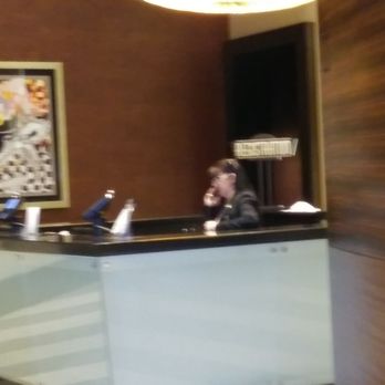 Le Merigot Hotel - Check in desk - Hotels Near Me - Evansville, Indiana