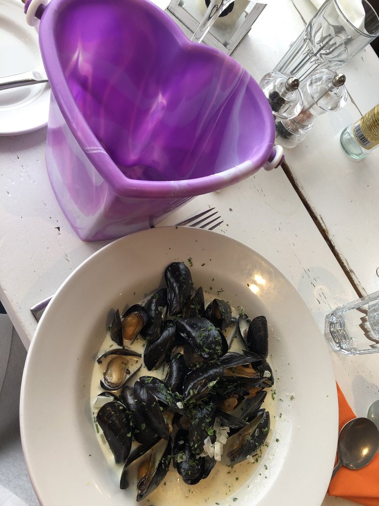 THE CRACKING CRAB Polzeath, Polzeath, Cornwall, United Kingdom Seafood Restaurant Reviews