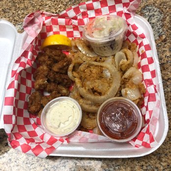 Graham's Landing - This was my oyster platter tonight 8 oysters and some nasty onion rings nice - Seafood Near Me - Murrells Inlet, South Carolina Graham's Landing - This was my oyster platter tonight 8 oysters and some nasty onion rings nice - Seafood Near Me - Murrells Inlet, South Carolina