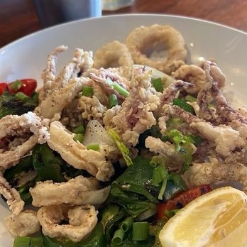 Rangoon Burmese Kitchen - Salt & Pepper Calamari - Burmese Near Me - Honolulu, Hawaii