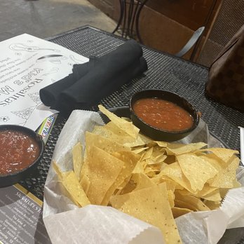 Rosalita's Cantina - Chips and Salsa - Mexican Near Me - Saint Louis, Missouri Rosalita's Cantina - Chips and Salsa - Mexican Near Me - Saint Louis, Missouri
