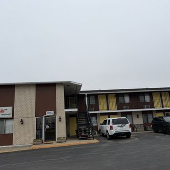 Sunshine Inn - Front of hotel. - Hotels Near Me - Wall, South Dakota Sunshine Inn - Front of hotel. - Hotels Near Me - Wall, South Dakota