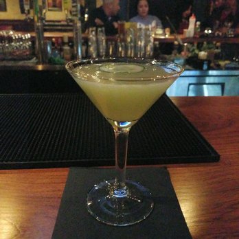 La Roca - cucumber martini - Cocktail Bars Near Me - San Antonio, Texas La Roca - cucumber martini - Cocktail Bars Near Me - San Antonio, Texas