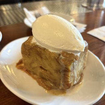 Thames Street Oyster House - Dulce De Leche Bread Pudding - Seafood Near Me - Baltimore, Maryland Thames Street Oyster House - Dulce De Leche Bread Pudding - Seafood Near Me - Baltimore, Maryland