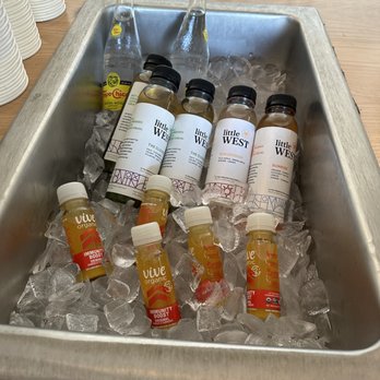 KIT Coffee - Juices - Coffee & Tea Near Me - Newport Beach, California KIT Coffee - Juices - Coffee & Tea Near Me - Newport Beach, California