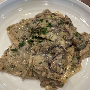 Char & Lemon - Mushroom ravioli - Italian Near Me - Oxford, Connecticut