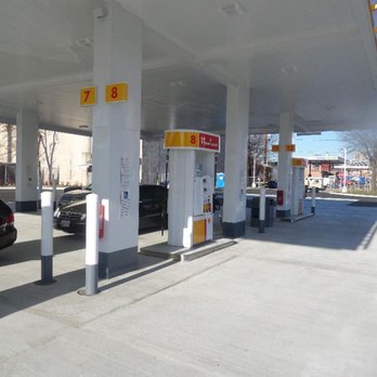 Splash In - Fuel up at Shell located at 1712 Russell St, Baltimore, MD! And stop inside for good food. - Car Wash Near Me - Baltimore, Maryland Splash In - Fuel up at Shell located at 1712 Russell St, Baltimore, MD! And stop inside for good food. - Car Wash Near Me - Baltimore, Maryland