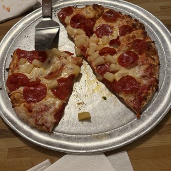 Village Pizza - Pizza Near Me - Big Bear Lake, California
