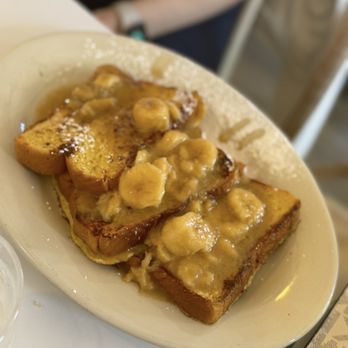 Sunset Grill - American Near Me - Fredericksburg, Texas