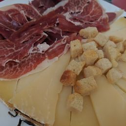 Jamon and manchego