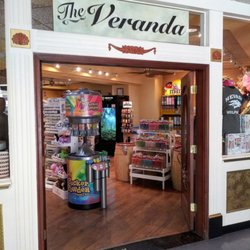 The Veranda - Storefront entrance, from the mall, inside The Row Reno