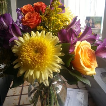 The Blossom Shop - my husband sent flowers after a heated discussion. He ordered the florists special and I received this amazing bouquet! - Florists Near Me - New Haven, Connecticut