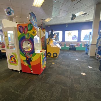 Chuck E. Cheese - Pizza Near Me - San Diego, California Chuck E. Cheese - Pizza Near Me - San Diego, California