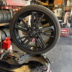 Richmond Tire - BEFORE : the rim protector was just fine.