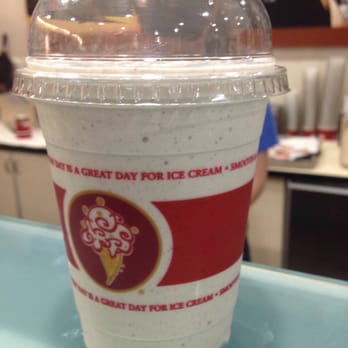 Cold Stone Creamery - A shake. Oreo Creme. Yum. - Ice Cream & Frozen Yogurt Near Me - Cutler Bay, Florida Cold Stone Creamery - A shake. Oreo Creme. Yum. - Ice Cream & Frozen Yogurt Near Me - Cutler Bay, Florida