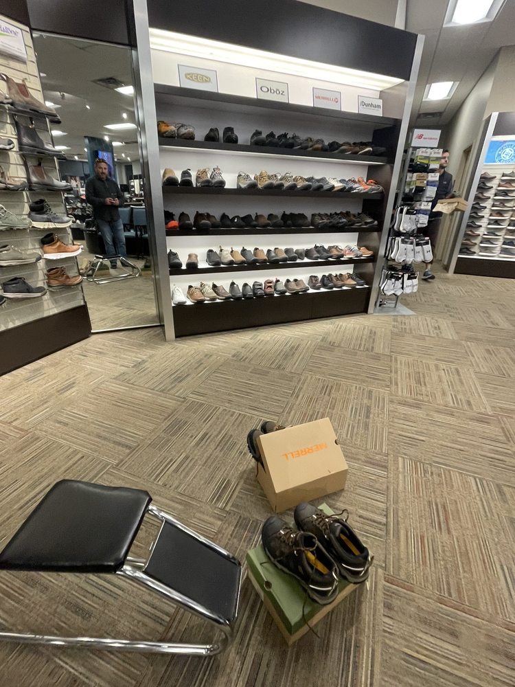 SCHULER SHOES Updated May 2024 16 Reviews 1475 County Rd B W, Roseville, Minnesota Shoe
